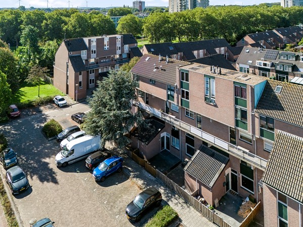 J. Sasboutstraat 20, 3201 PD Spijkenisse
